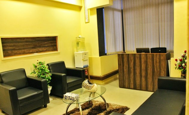 Photo of Dr. Khan's Auradent Advanced Dental Care and Implant Centre