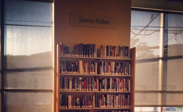 Photo of Glen Park Branch Library