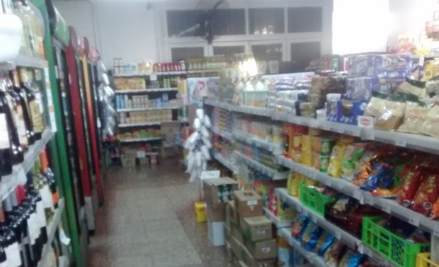 Foto de Supermercado ERBI Cerrillos 2