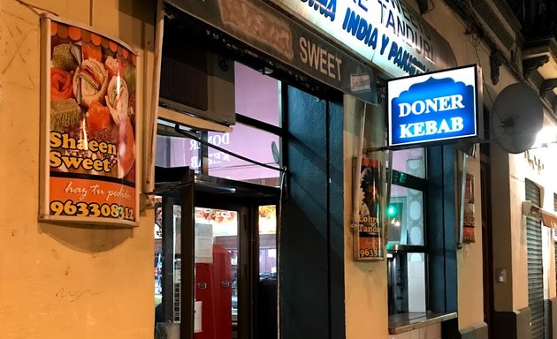 Foto de Restaurante Sheran Sweets y Doner Kebab