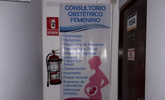 Foto de Consultorio Obstétrico Femenino