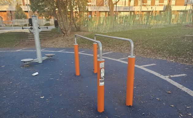 Photo of Terrain de pétanque du parc Archie-Wilcox