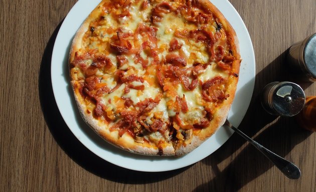 Foto de Macaro's Pizza