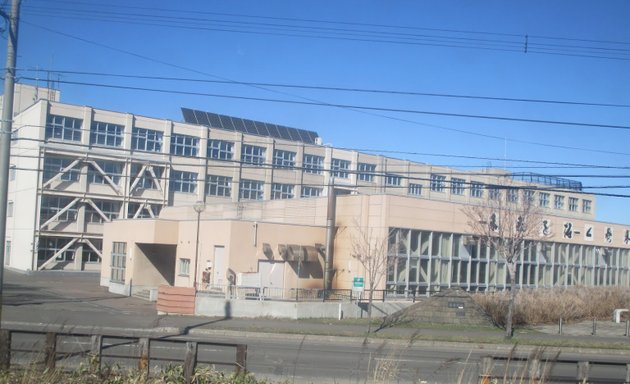 写真 札幌市立発寒小学校