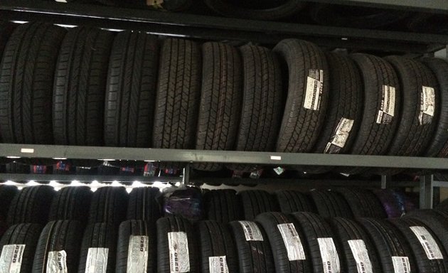 Photo of 360 Degrees Tyres Showroom