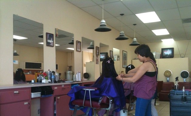 Photo of Lisa's Beauty Salon