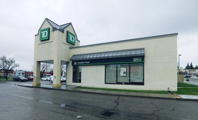 Photo of TD Canada Trust ATM