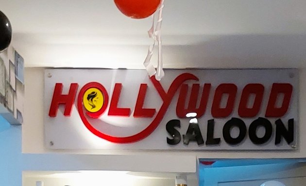 Photo of Hollywood Unisex Salon & spa