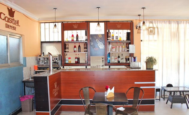 Photo of Hibir bar and restaurant