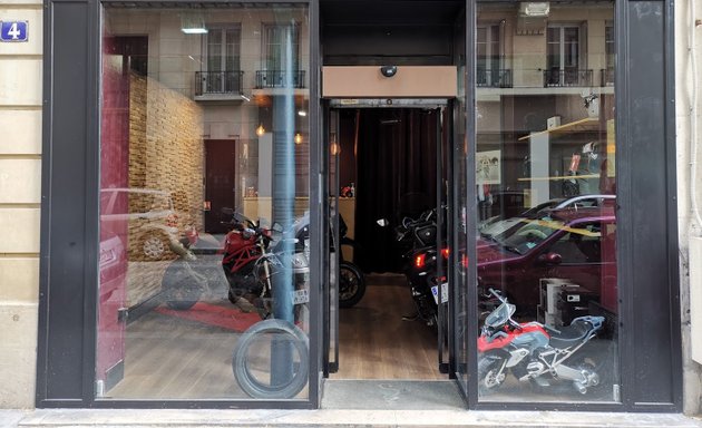 Photo de Rev' Ton Scoot - Révision scooter & moto - Paris 6 13 14 15 - Châtillon Montrouge