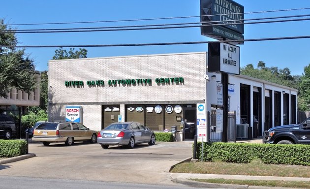 Photo of River Oaks Automotive Center