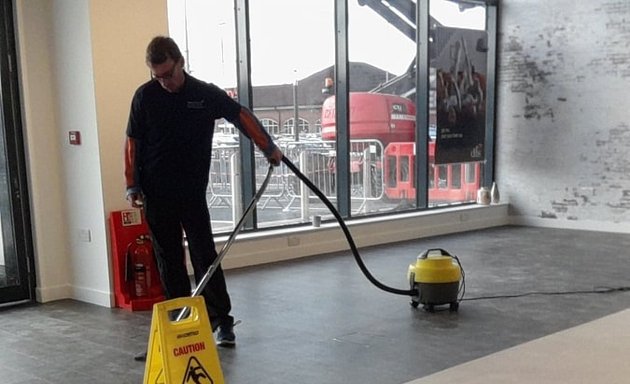 Photo of EXPERT 4U cleaning services