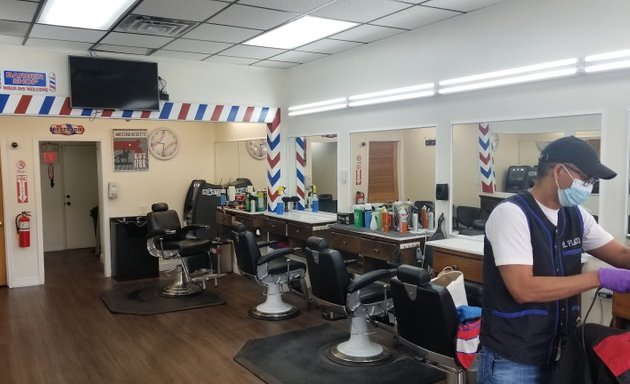 Photo of D'Flacco Barber Shop