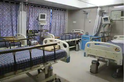 Photo of Lifeline Heart Institute & Critical Care Centre - 24Hrs, Emergency, Cashless Hospital in Malad West