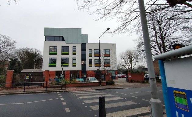 Photo of Leytonstone School