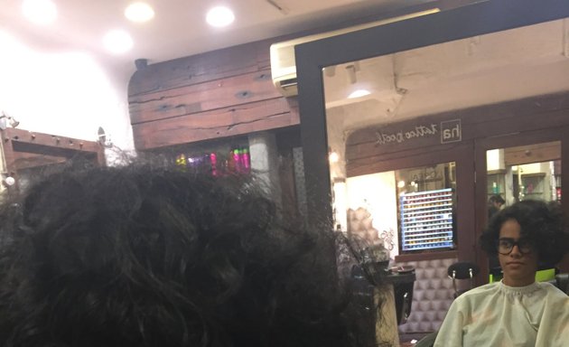 Photo of Hakim's Aalim Hair Salon