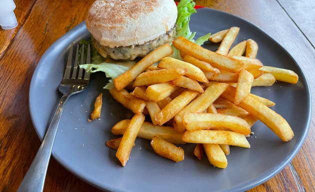 Photo of Nando's Teddington