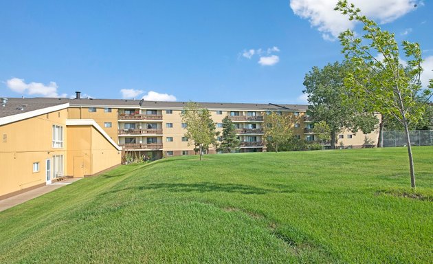 Photo of Wyndham Crossing Apartment Homes