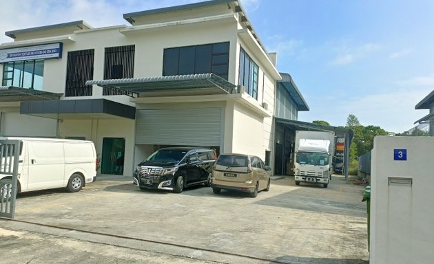 Photo of Munif Hijjaz Distribution Center (Bt 10 Cheras)