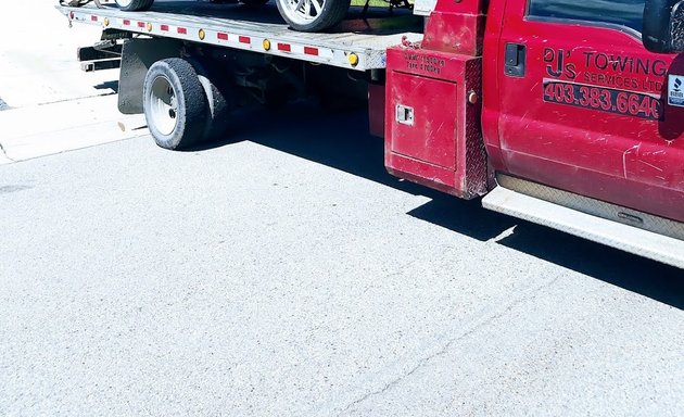 Photo of DJ's Calgary Towing