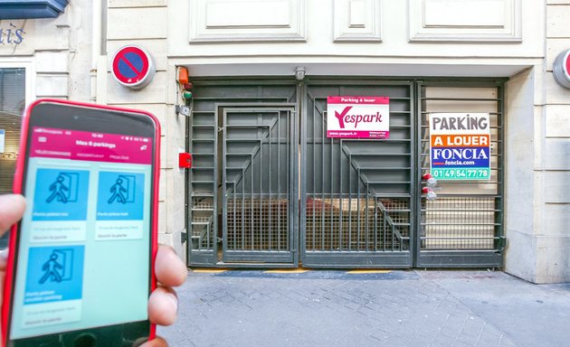 Photo de Yespark, location de parking au mois - Saint-Placide (place moto) Paris 6 -