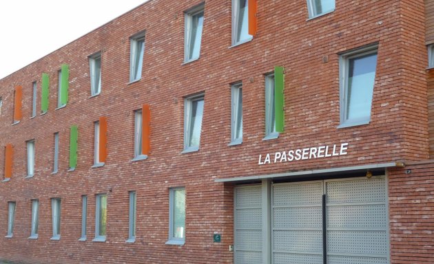 Photo de L'Îlot, La Passerelle