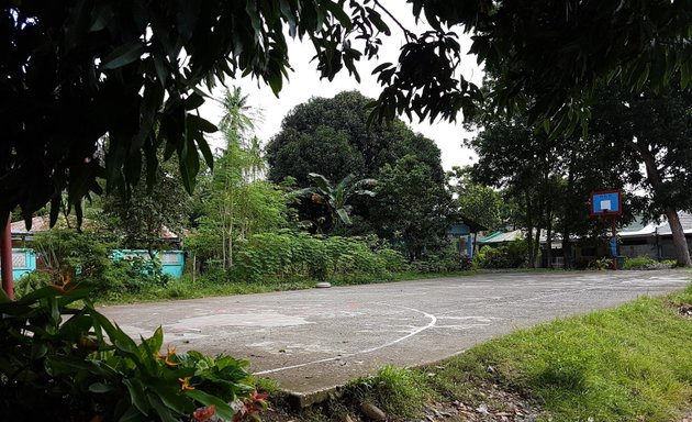 Photo of Don Lorenzo Homes Basketball Court