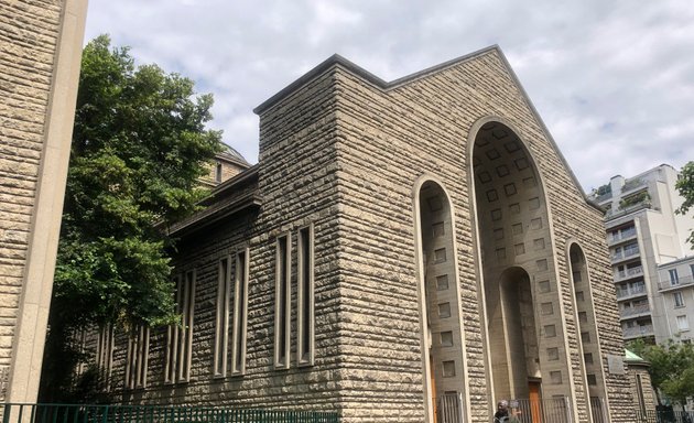 Photo de Église Sainte-Jeanne-de-Chantal