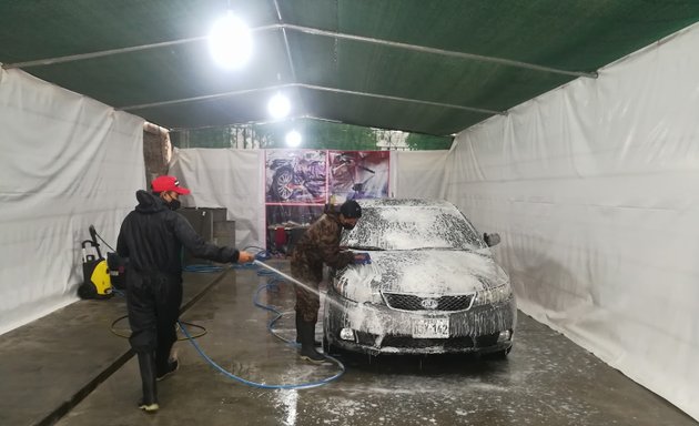 Foto de Car wash 3R