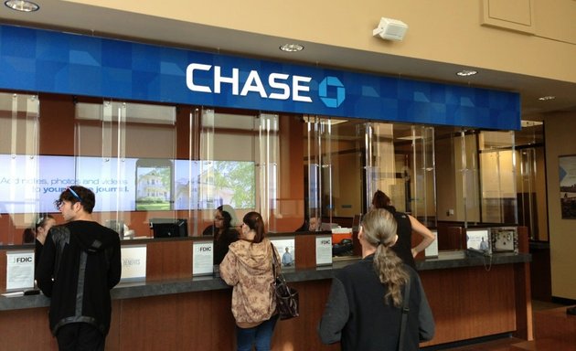 Photo of Chase Bank