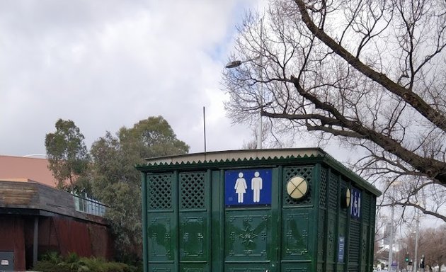 Photo of Toilet 111 - Birrarung Marr Speakers Corner