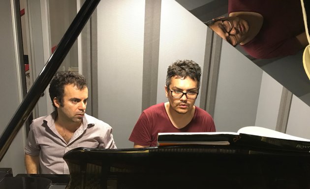 foto MANIUMANE Classical Piano Lab - Lezioni / Corsi Di Pianoforte