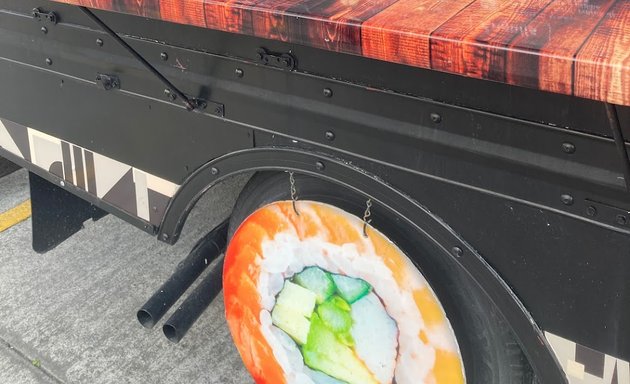 Foto de Mr. Sushi Food-truck