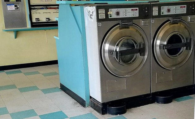 Photo of Giant Laundry Center