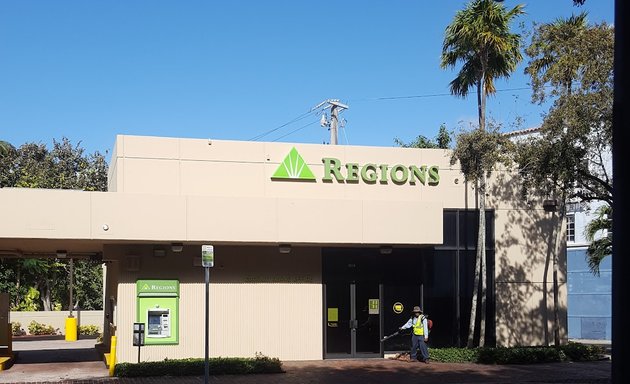 Photo of ATM (Regions Bank)