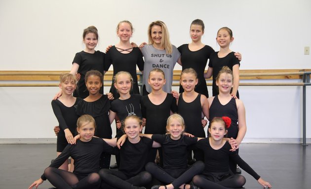 Photo of School Of Modern Dance Kanata