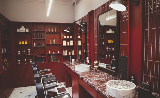 Photo of Alpha barbers @ Lt William