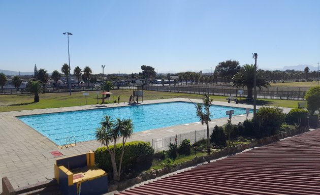 Photo of Manenberg Swimming Pool