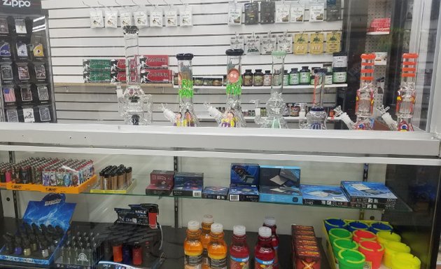 Photo of Kratom Vapor CBD Shop 2