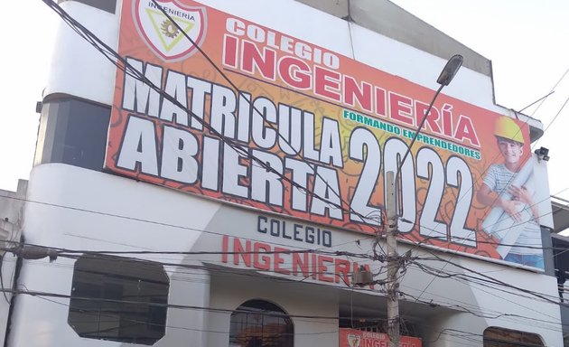 Foto de Colegio Ingeniería Flores de Naranjal