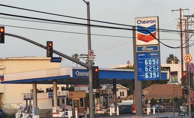 Photo of Chevron