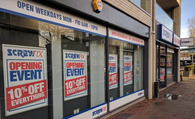 Photo of Screwfix Battersea