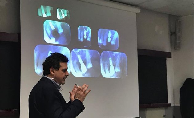 foto Centro Odontoiatrico Michele A. Lopez | Dentista Tuscolana