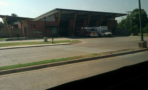 Photo of Dallas Fire Station 33