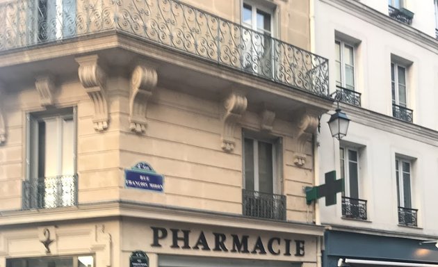 Photo de Pharmacie Du Pont Louis Philippe