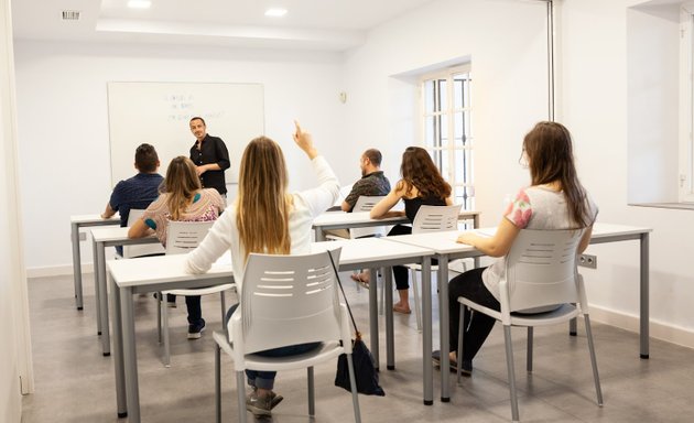 Foto de Debla Cursos de Español | Spanish Language School in Malaga | Sprachschule