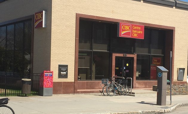 Photo of CIBC Branch with ATM