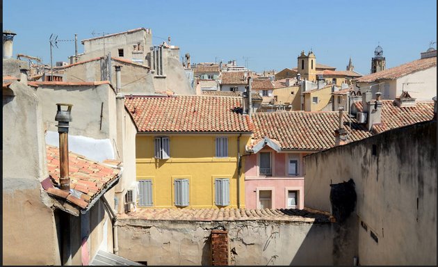 Photo de Appartements et studios meublés pour courte, moyenne et longue durée - LOCIMMO Aix en Provence