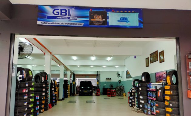Photo of Fastrack Tyre Battery & Services-Semenyih
