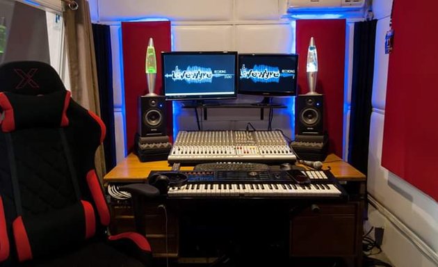 Photo of Livewyre Recording Studio